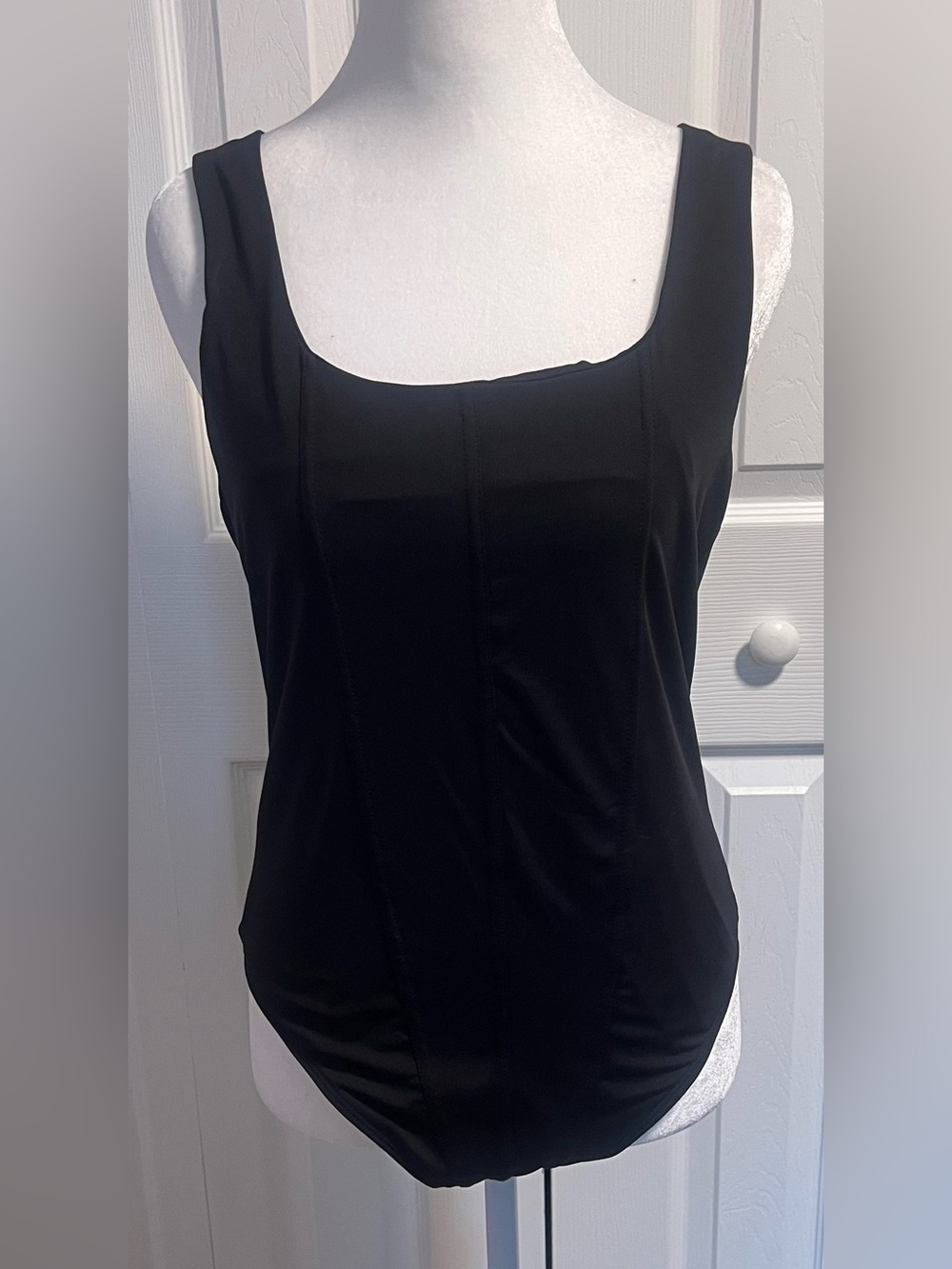 House of Harlow 1960 Black Square Neck Sleeveless Bodysuit